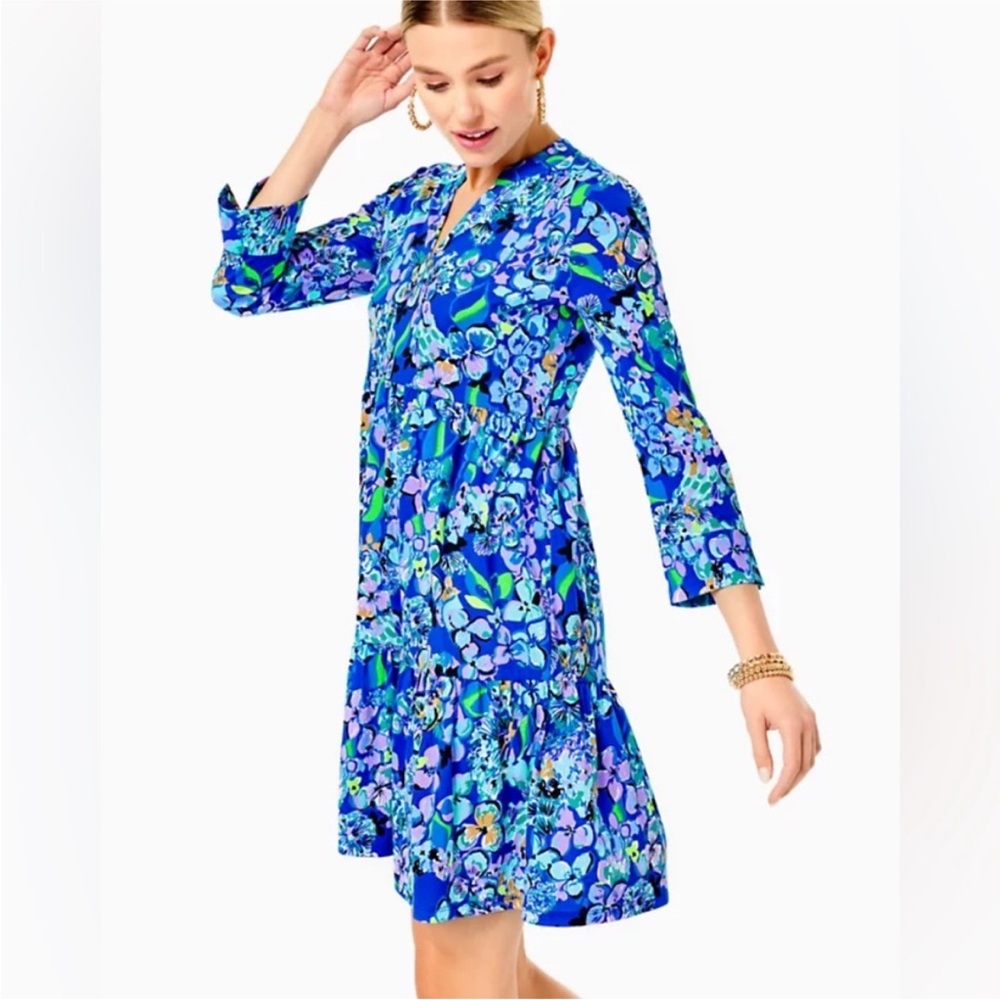 Lilly Pulitzer Alaina Dress in 	Blue Grotto Twilight Tropics, size large